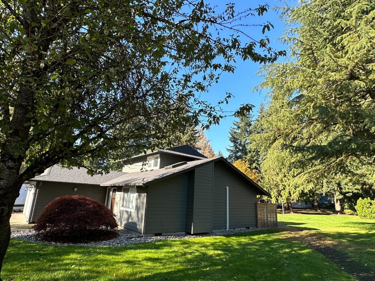 Cozy And Quiet Family Home In Park Setting Near Pdx Vancouver Exterior photo